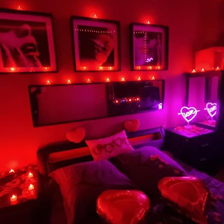 Love Room Sexy Love Cosy Lib Proche Centre Gare A Pied Aulnay-sous-Bois Buitenkant foto